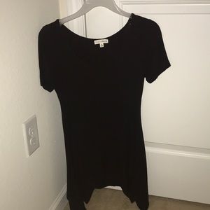 Zenna Outfitters Black Flowy Shirt